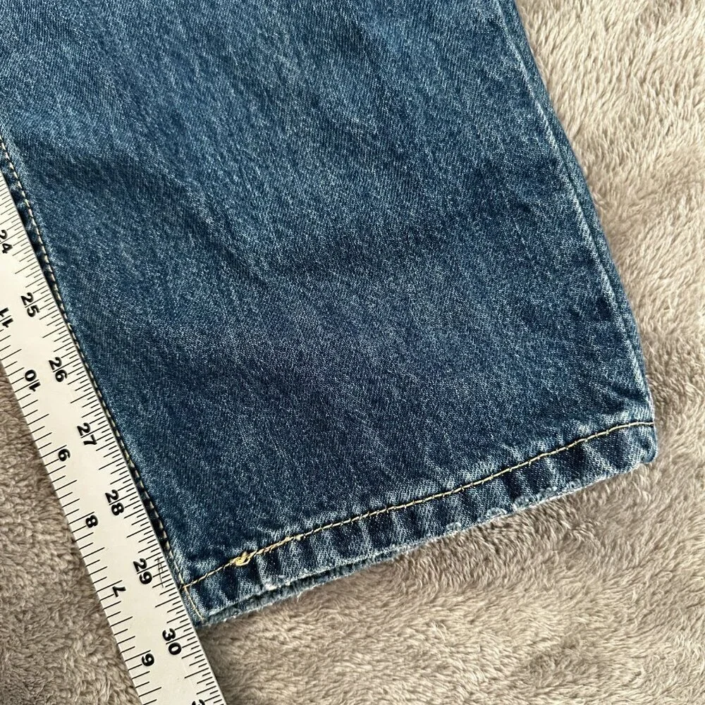 Levi's Low Pro Straight Jeans Women's size 26